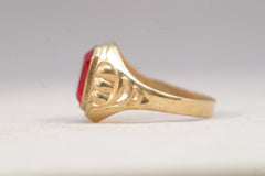 Red Jeweled Gold Ring