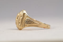 Gold 1945 RO Class Ring