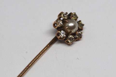 Vintage Floral 16kt Gold and Pearl Stick Pin