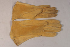 Vintage Soft Tan Suede Gloves - Sz ~7