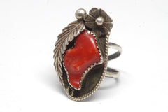 Gorgeous Feathered Navajo Coral & Silver Ring