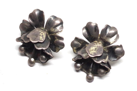 Gorgeous Vintage Silver Hibiscus Earrings