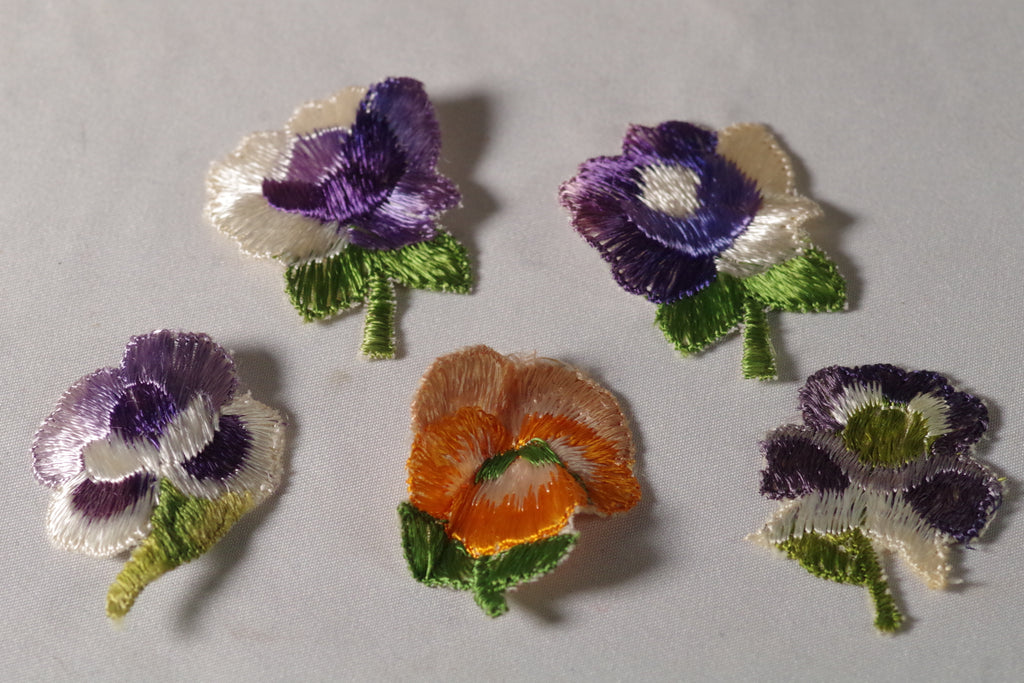 Silk Embroidered Flower Patches – Put This On