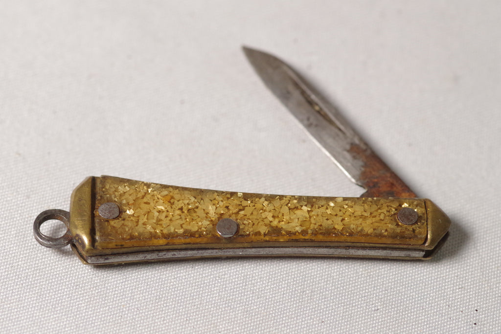 Tiny Golden-Flecked Pocket Knife