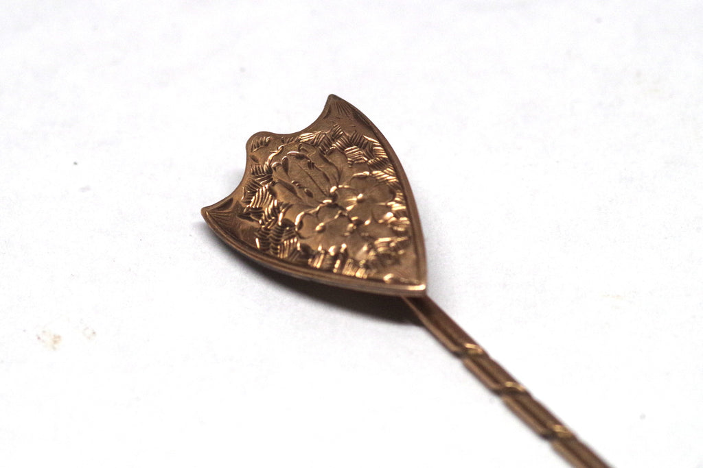 Vintage 16kt Gold Floral Shield Stick Pin