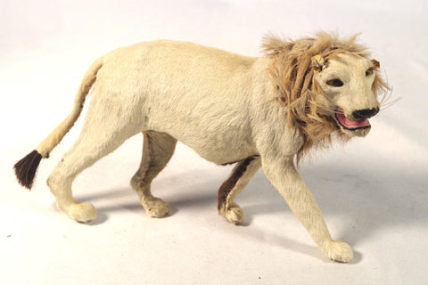 Cheery Antique Hide Lion Statue