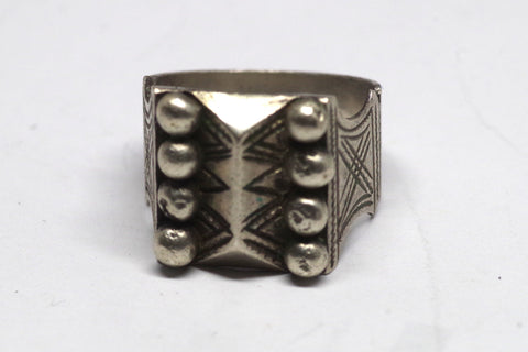 Stunning Geometric Silver Ring