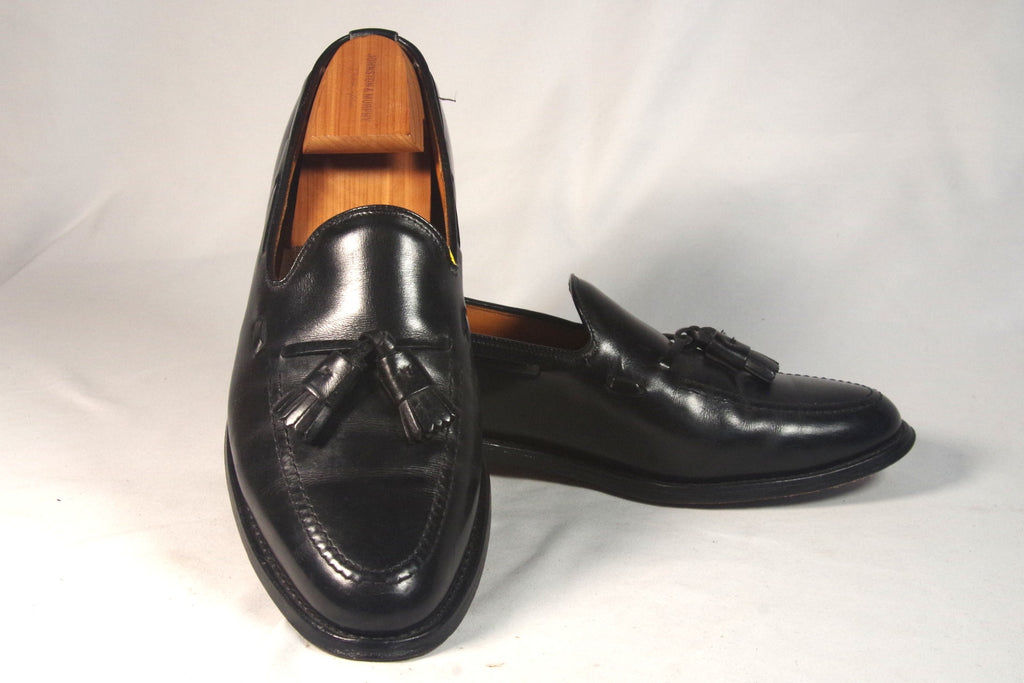 Smooth Allen Edmonds Black Moccasins - Size 10C