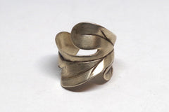 Beautiful Wraparound Silver Leaf Ring