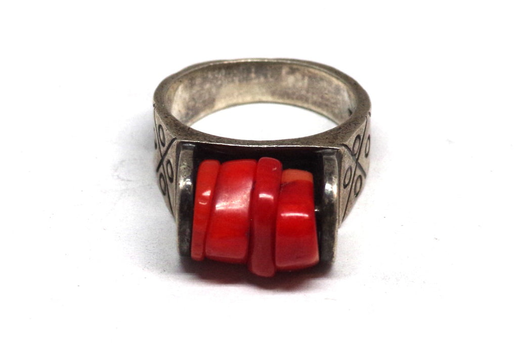 Attractive Mexican Coral & Sterling Silver Ring