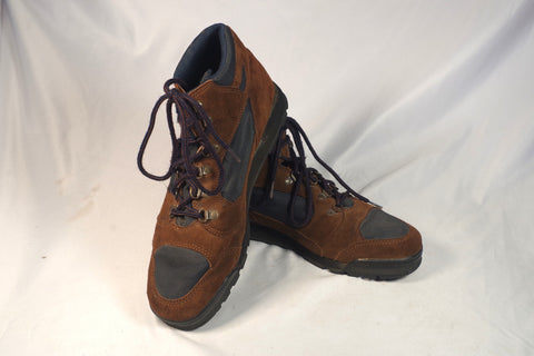 1980s New Balance H516 Brown Suede Rainier Lace-Up Hiking Boots - Size 12