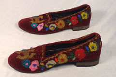 Beaded Red Floral Evening Slippers Women's 9 / Men's 7