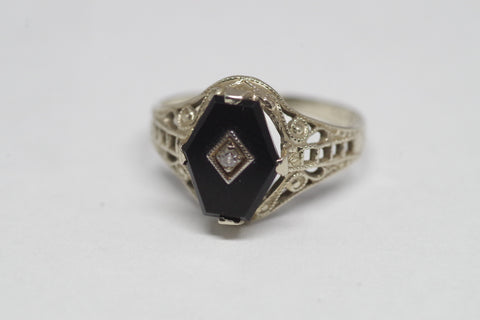 Fantastic Hexagonal 14kt Gold and Onyx Ring