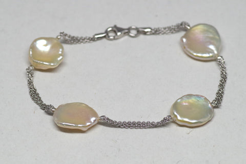 Shining Mother of Pearl and Silver Bracelet