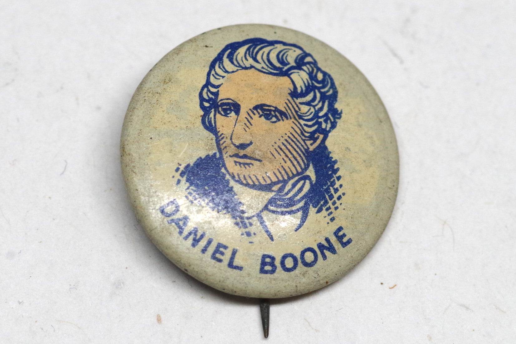 Vintage Daniel Boone Pin – Put This On