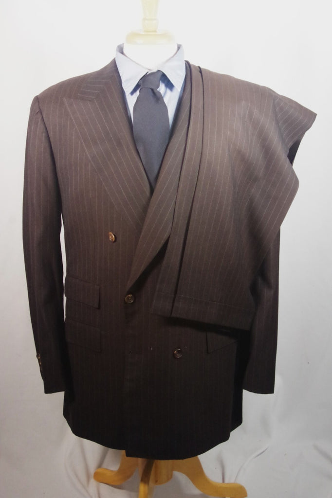 Kiton Custom Wool Men's Double-Breasted Gray Pinstripe Suit - Sz 52 (US 42)