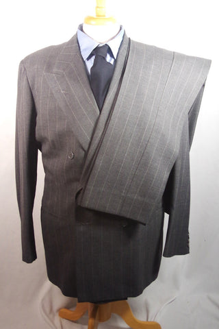 Strickland & Sons of Savile Row Gray Double-Breasted Pinstripe Suit - Sz ~42