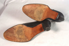 Brooks Brothers Black Fleece Women's Pebblegrain Leather Brogue Heels - Sz 8