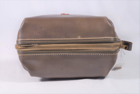 Olive Green Leather Toiletry Bag / Dopp Kit