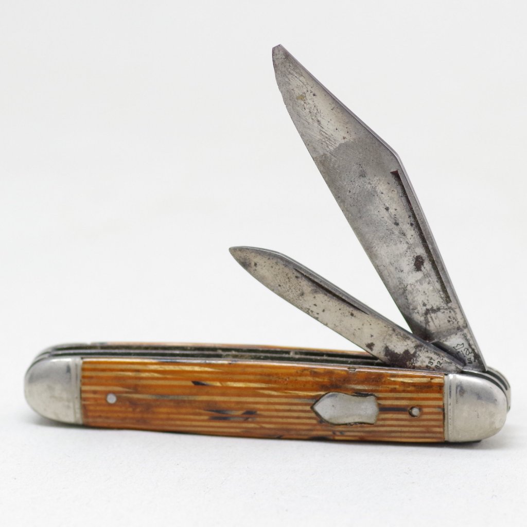 Brown Striped Pocket Knife