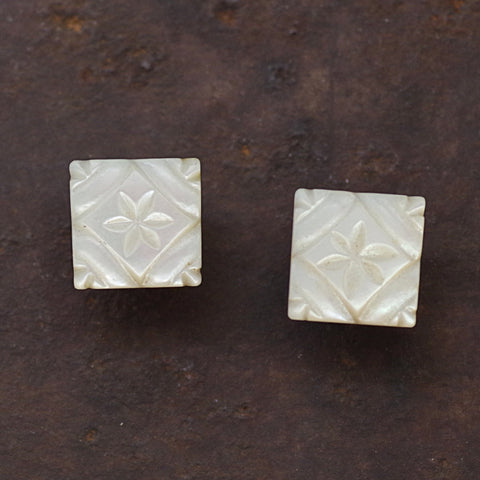 Floral Mother of Pearl Cufflinks