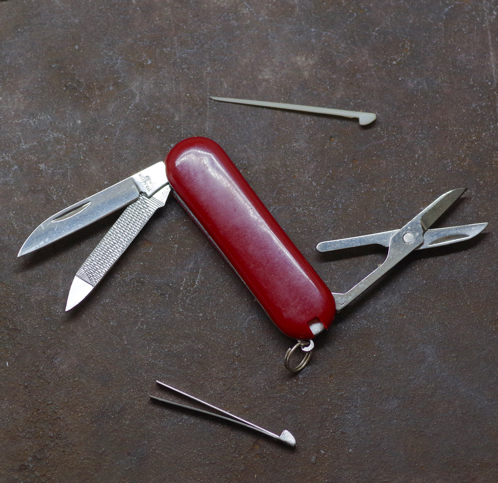 Red Pocket Knife w/ Toothpick & Tweezers