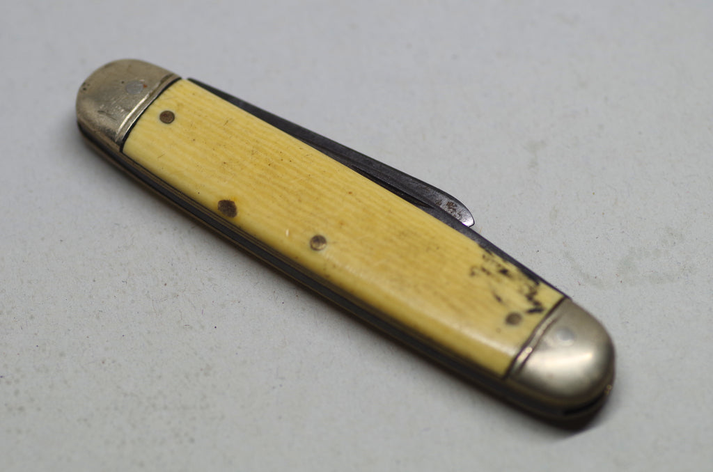 Rustic Cream Pocket Knife